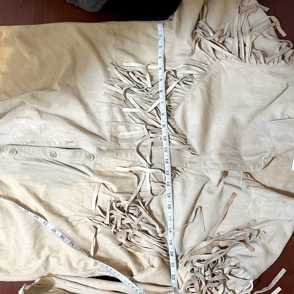 Saks Fifth Ave 100% suede top with fringe- vintage buttery soft amazing luxury - Picture 16 of 17